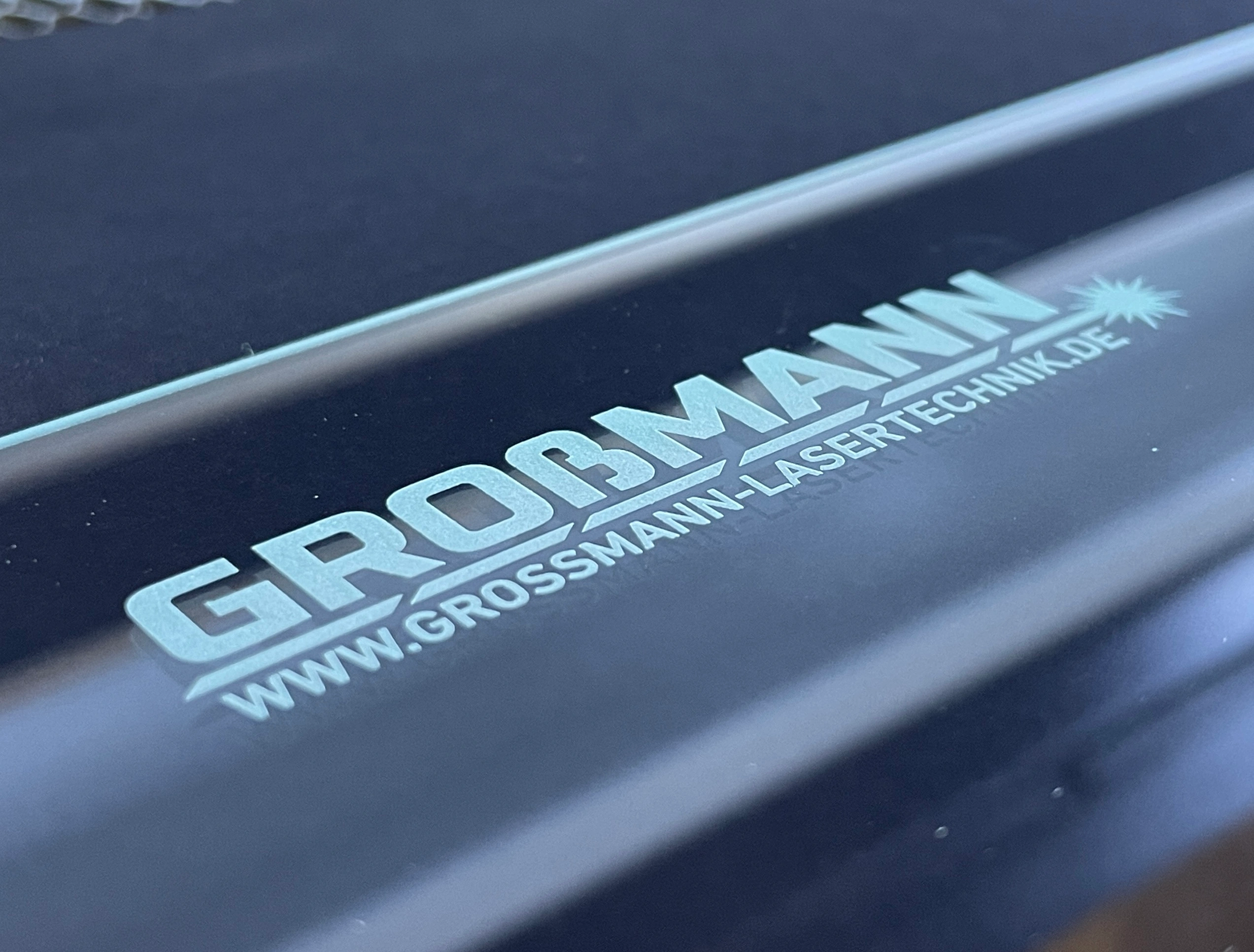 Die richtige Laser Graviermaschine zum Gravieren von Glas